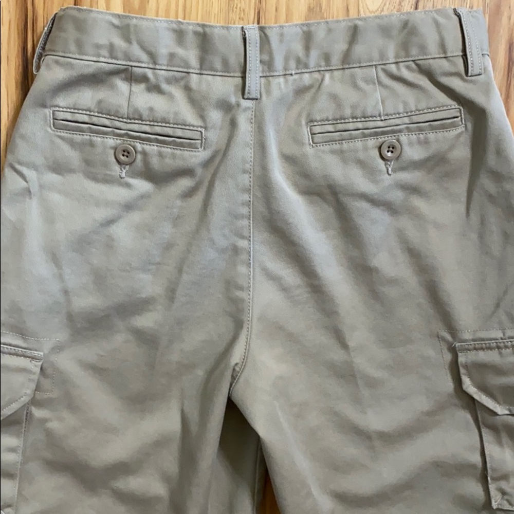 Boy’s Lands’ End Khaki Shorts - Picture 3 of 7